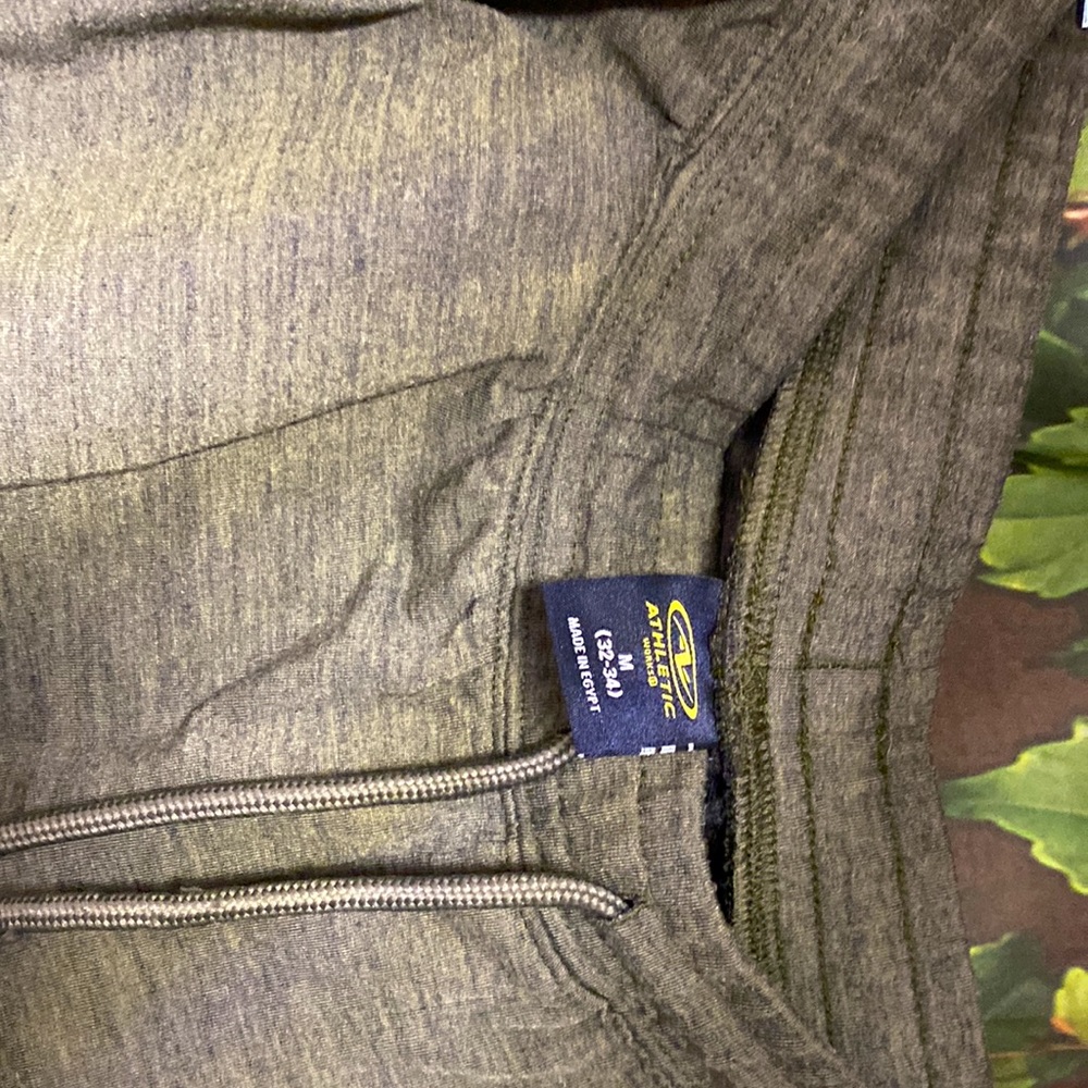 EUC Mens Athletic Joggers - Picture 4 of 5